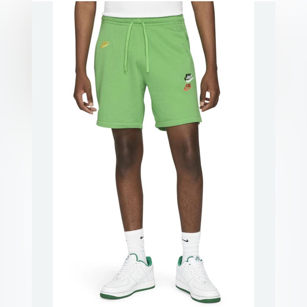 Nike Essentials Multi Swoosh French Terry Shorts DD4682-362 Men’s Size Small